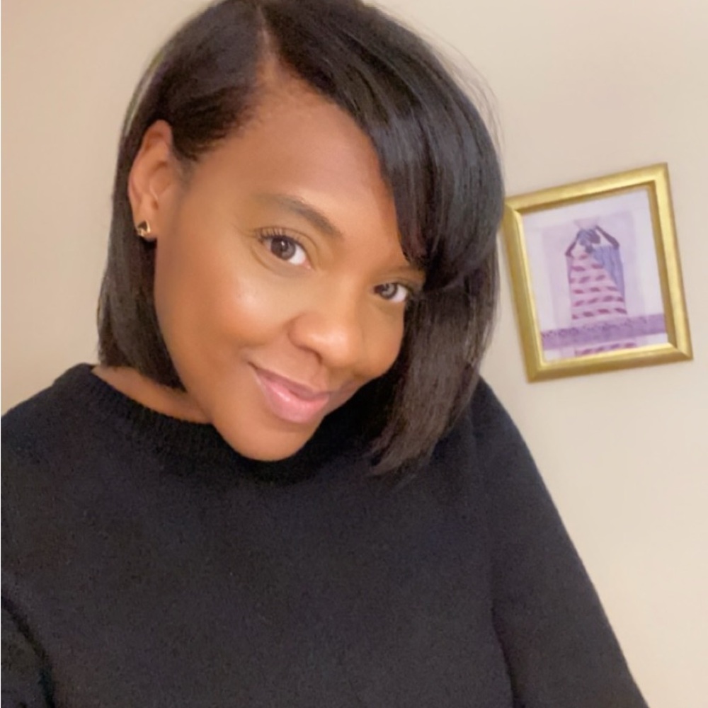Meet your Posher, Dominique